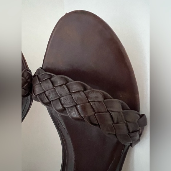 Banana Republic Brown Leather Braided Kitten Heel - Picture 3 of 9